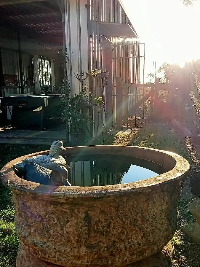 Bronnies Place Hotel Gatton 0*,